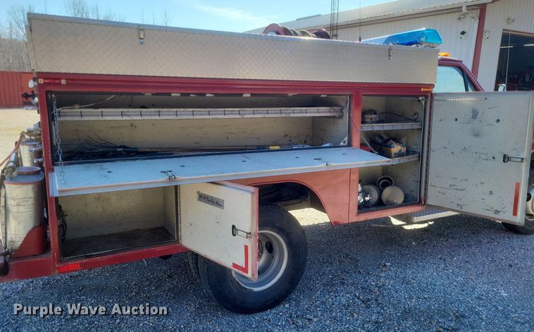 image for item MI9936 1988 Ford F350 XL brush fire truck