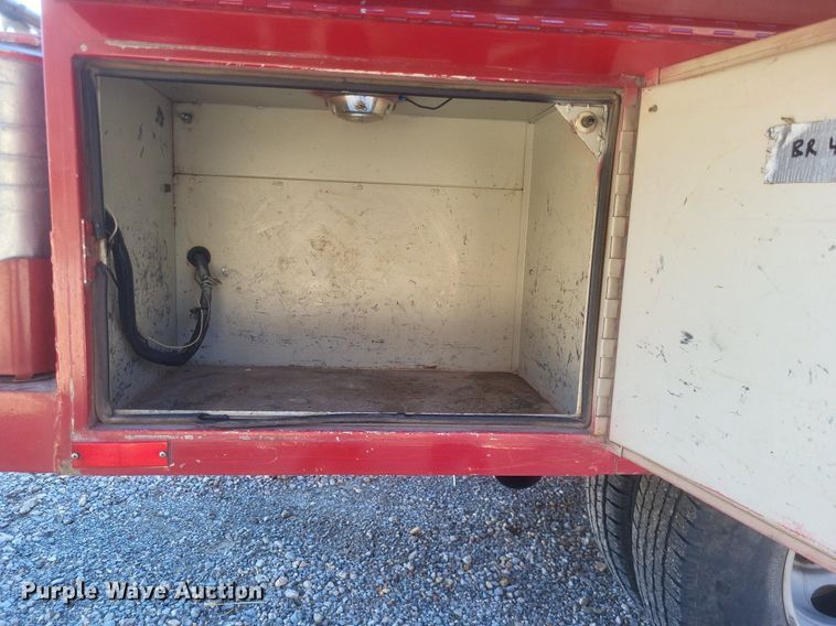 image for item MI9936 1988 Ford F350 XL brush fire truck