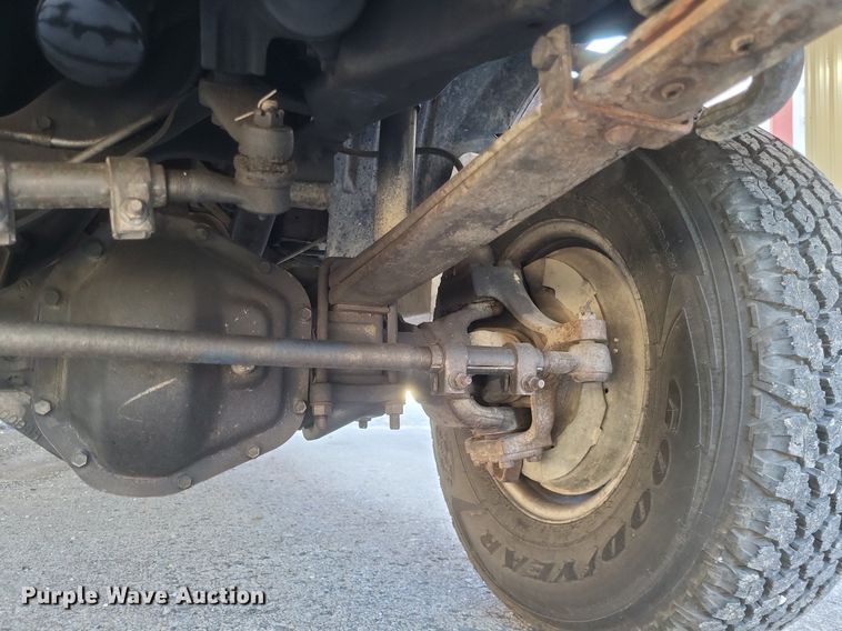 image for item MI9936 1988 Ford F350 XL brush fire truck