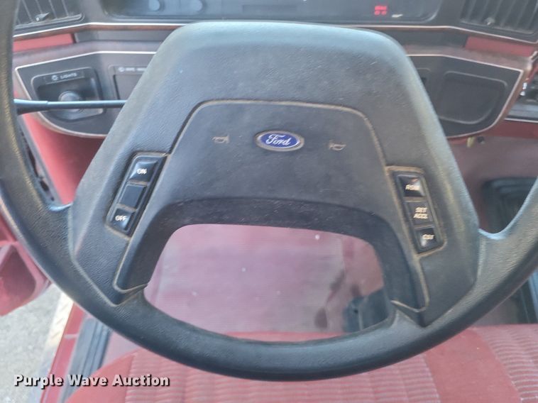 image for item MI9936 1988 Ford F350 XL brush fire truck