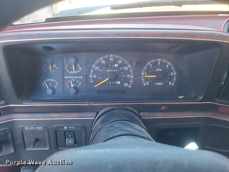 image for item MI9936 1988 Ford F350 XL brush fire truck