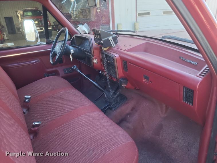 image for item MI9936 1988 Ford F350 XL brush fire truck