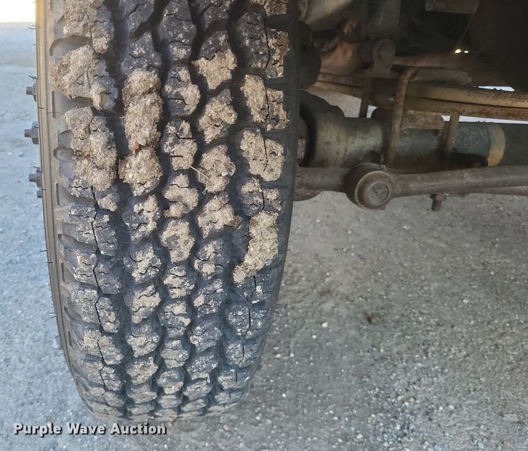 image for item MI9936 1988 Ford F350 XL brush fire truck