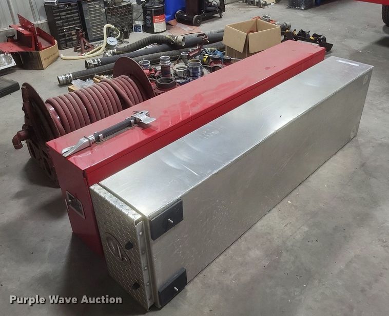 image for item MI9940 Fire fighting equipment