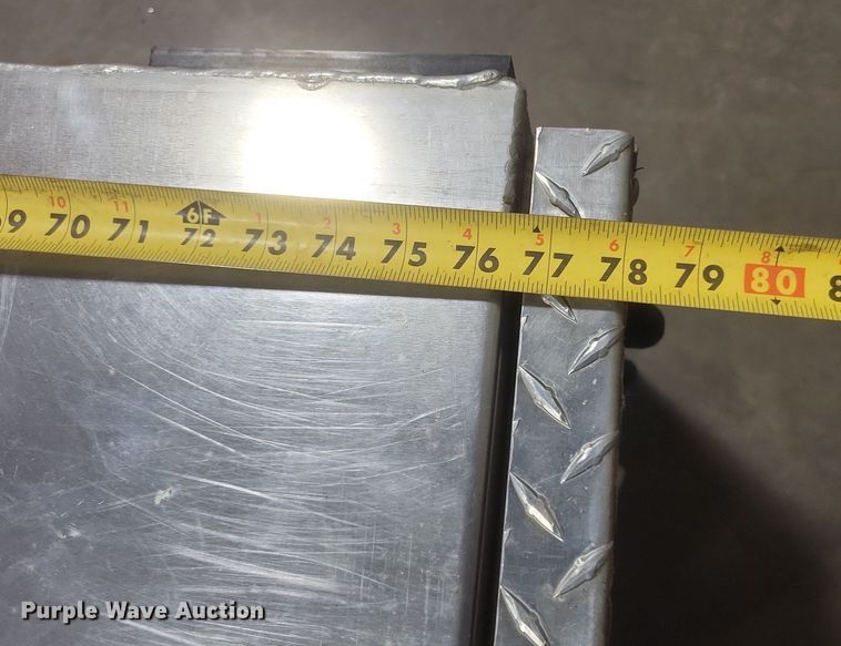 image for item MI9940 Fire fighting equipment