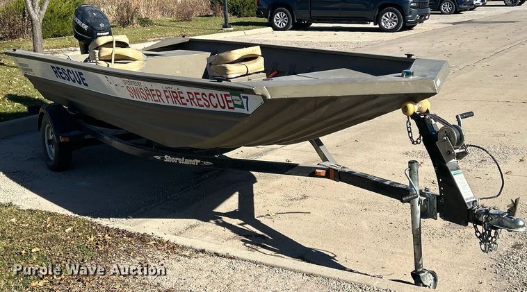 image for item MO9075 2008 Alumacraft 1860A boat