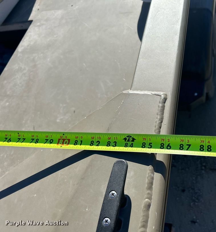 image for item MO9075 2008 Alumacraft 1860A boat