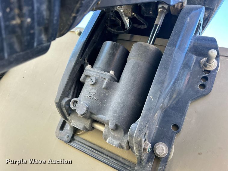 image for item MO9075 2008 Alumacraft 1860A boat