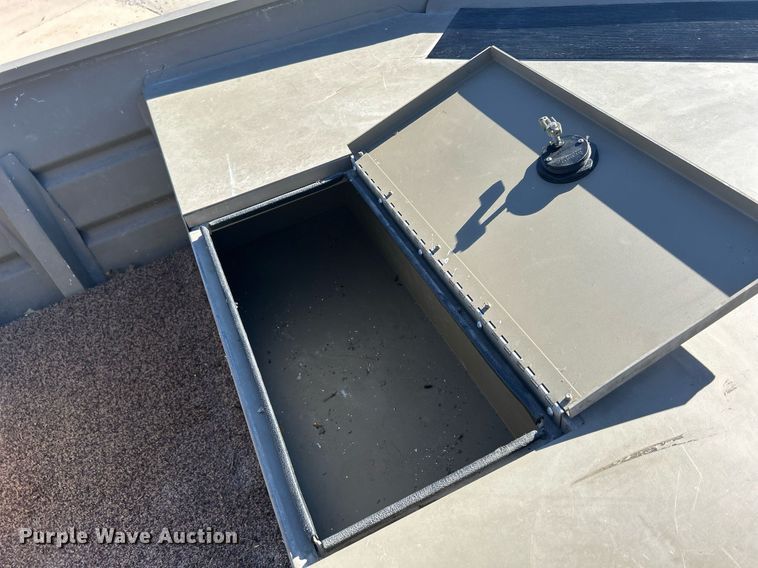 image for item MO9075 2008 Alumacraft 1860A boat