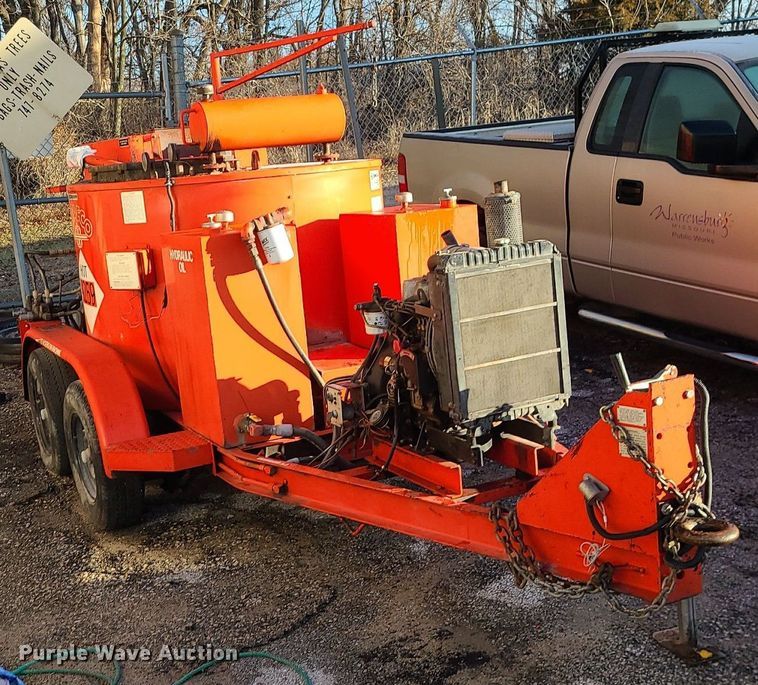 image for item MQ9614 Crafco EZ Pour melter applicator