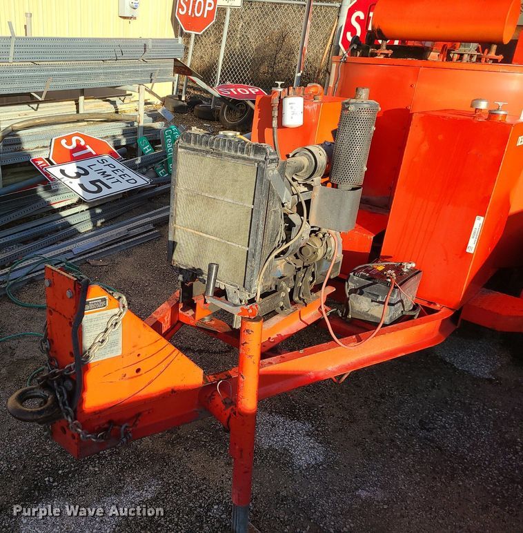 image for item MQ9614 Crafco EZ Pour melter applicator