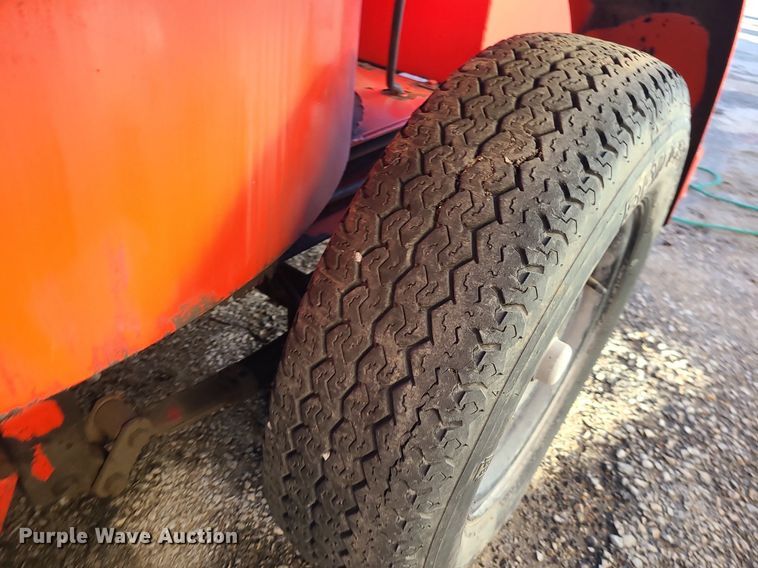 image for item MQ9614 Crafco EZ Pour melter applicator