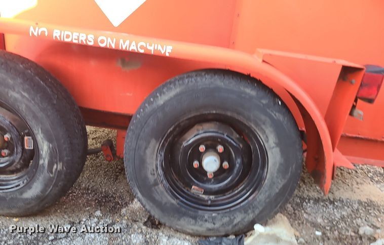 image for item MQ9614 Crafco EZ Pour melter applicator