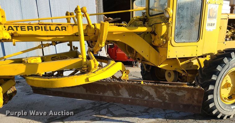 image for item MQ9615 1971 Caterpillar  112F rigid frame motor grader