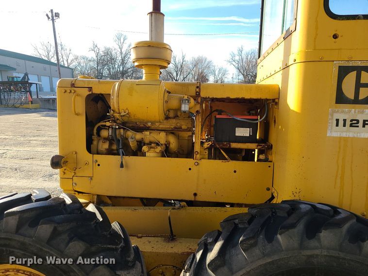image for item MQ9615 1971 Caterpillar  112F rigid frame motor grader