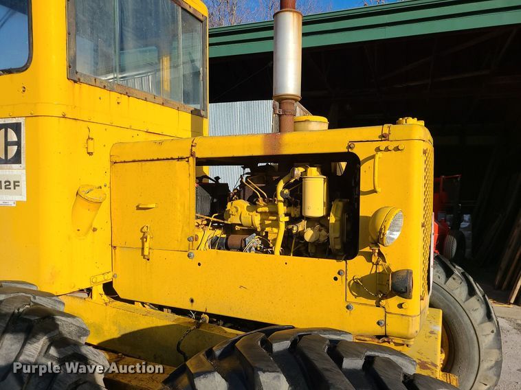image for item MQ9615 1971 Caterpillar  112F rigid frame motor grader