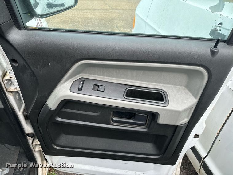 image for item NA9779 2012 VPG MV1CD handicap accessible SUV