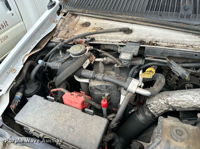 image for item NA9780 2009 Ford E450 Super Duty  shuttle bus