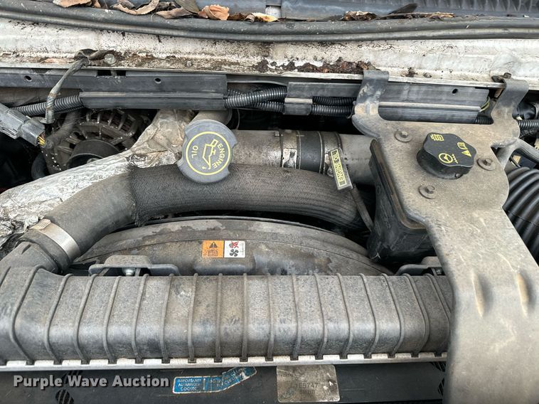 image for item NA9780 2009 Ford E450 Super Duty  shuttle bus