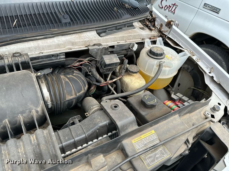 image for item NA9781 2008 Ford E450 Super Duty shuttle bus