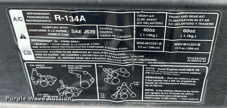 image for item NA9783 2005 Ford E450 Super Duty shuttle bus