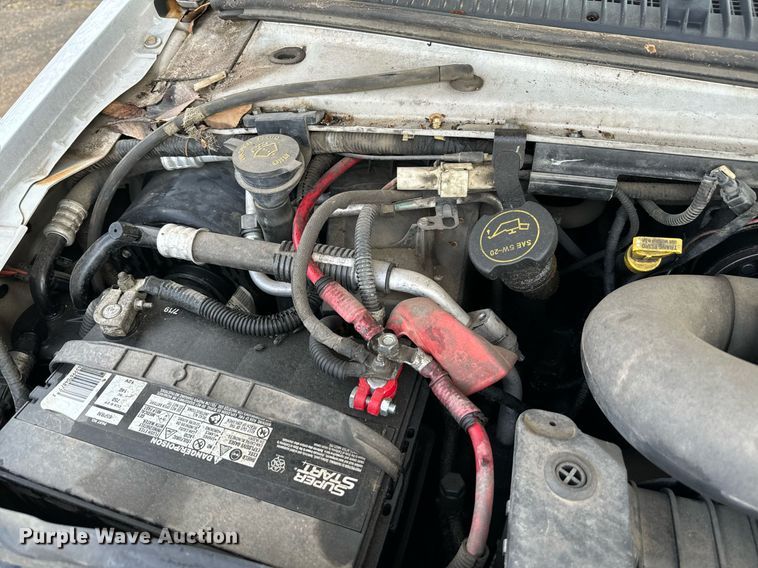 image for item NA9784 2008 Ford E450 Super Duty shuttle bus