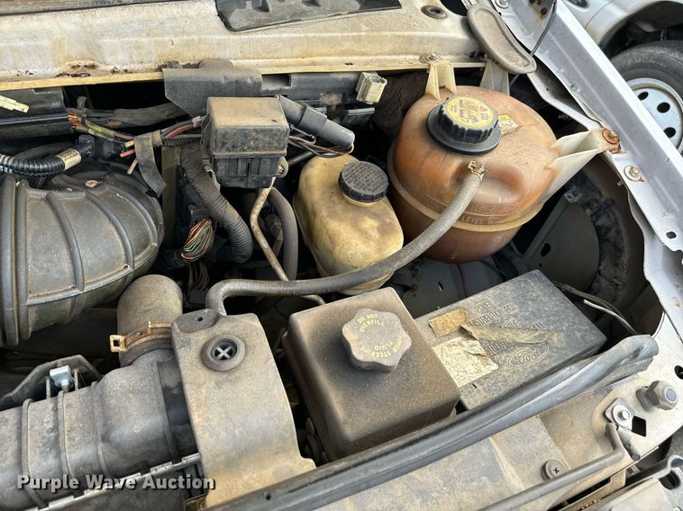 image for item NA9784 2008 Ford E450 Super Duty shuttle bus