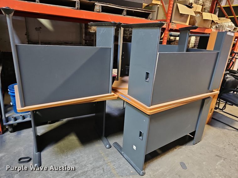 image for item NE9454 (6) desks