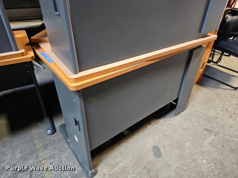 image for item NE9454 (6) desks