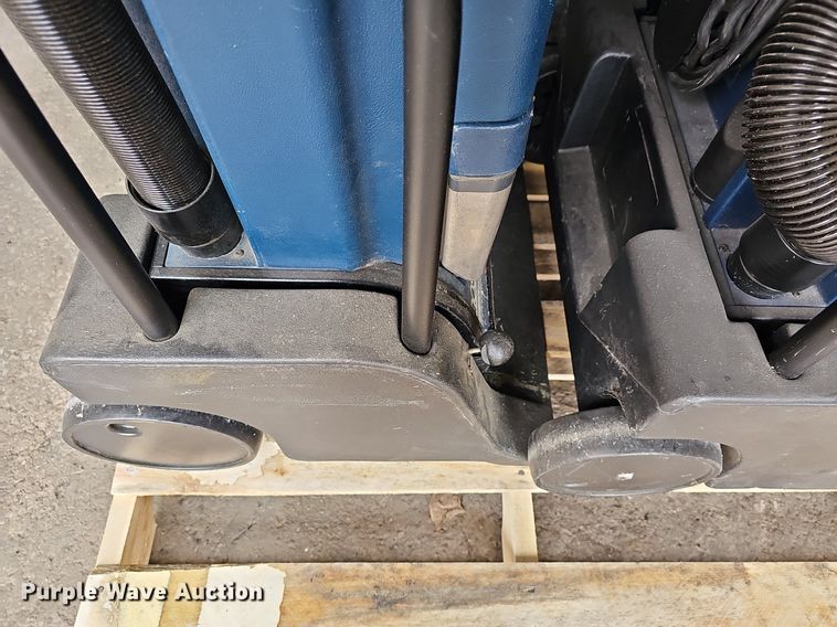 image for item NE9461 Janitorial equipment 