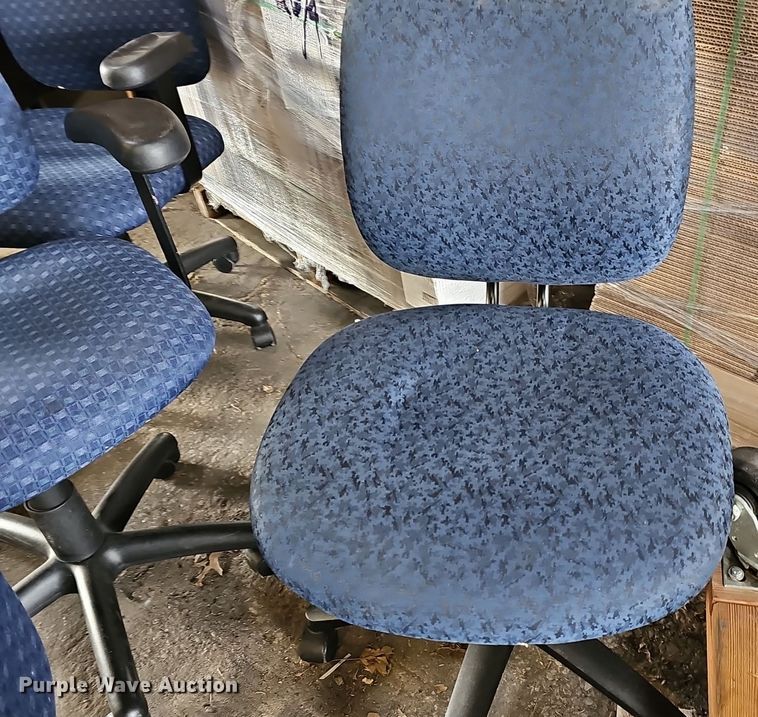 image for item NE9462 (8) chairs