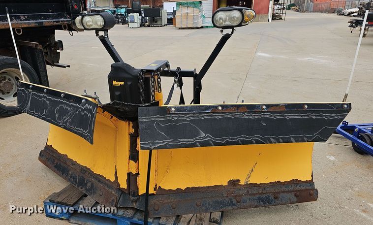 image for item NE9465 Meyer  SV8.5 snow plow