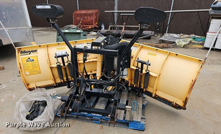 image for item NE9465 Meyer  SV8.5 snow plow