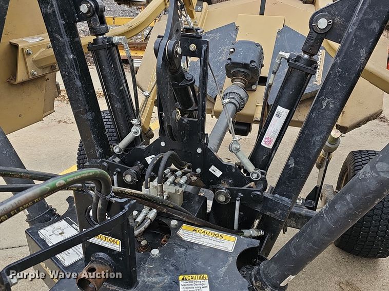 image for item NE9467 Land Pride rotary mower