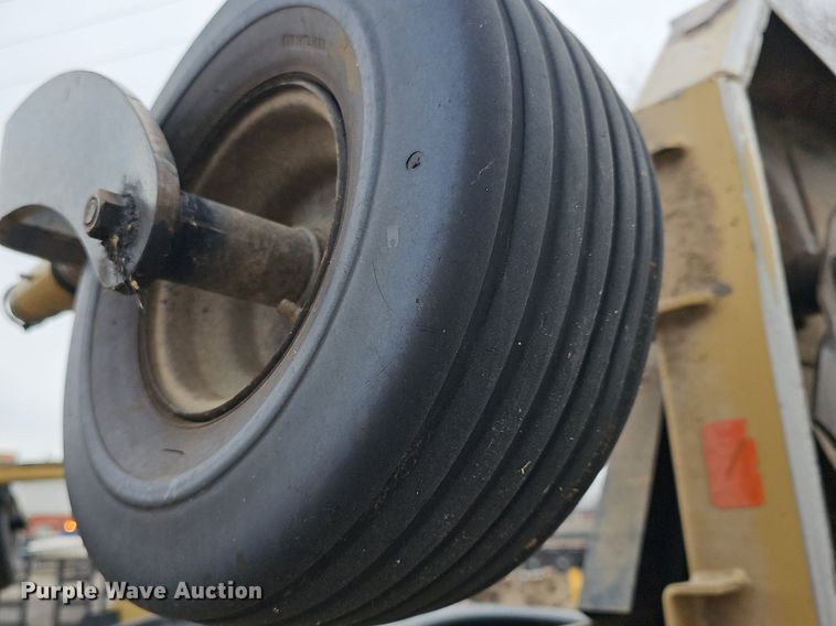 image for item NE9467 Land Pride rotary mower