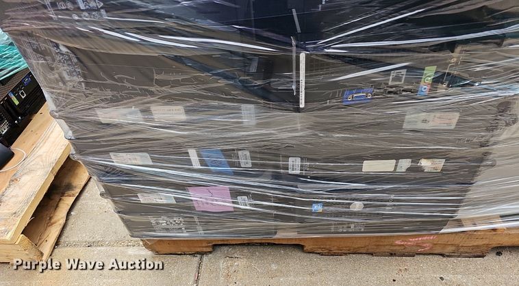 image for item NE9473 Approximately 60 PC towers 