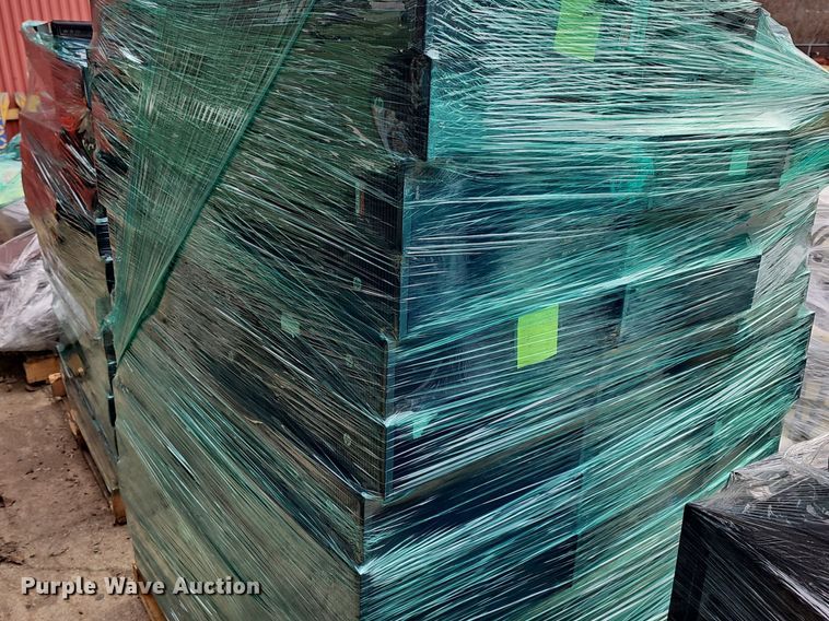 image for item NE9479 Approximately 100 HP towers 