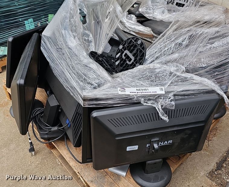 image for item NE9481 Approximately 20 Planar monitors