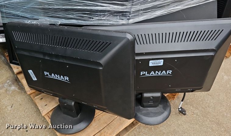 image for item NE9481 Approximately 20 Planar monitors