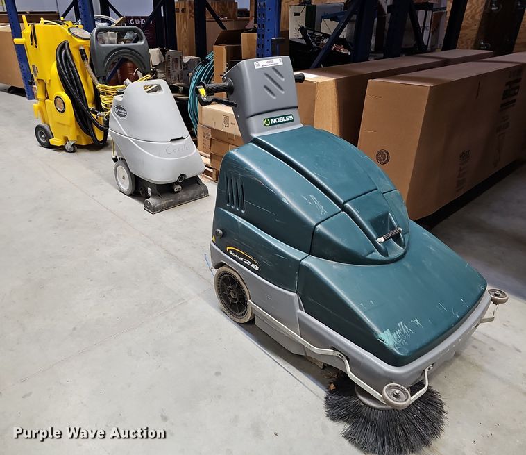 image for item NE9520 Janitorial equipment 