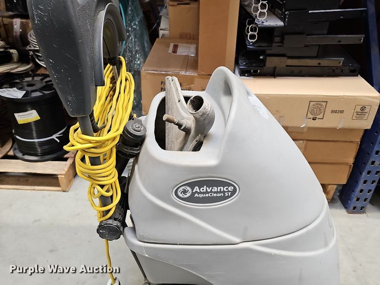 image for item NE9520 Janitorial equipment 