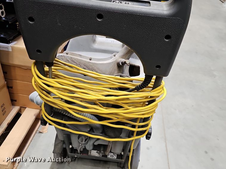 image for item NE9520 Janitorial equipment 