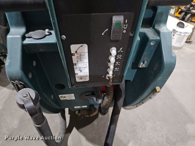 image for item NE9522 Nobles  Strive  carpet cleaner