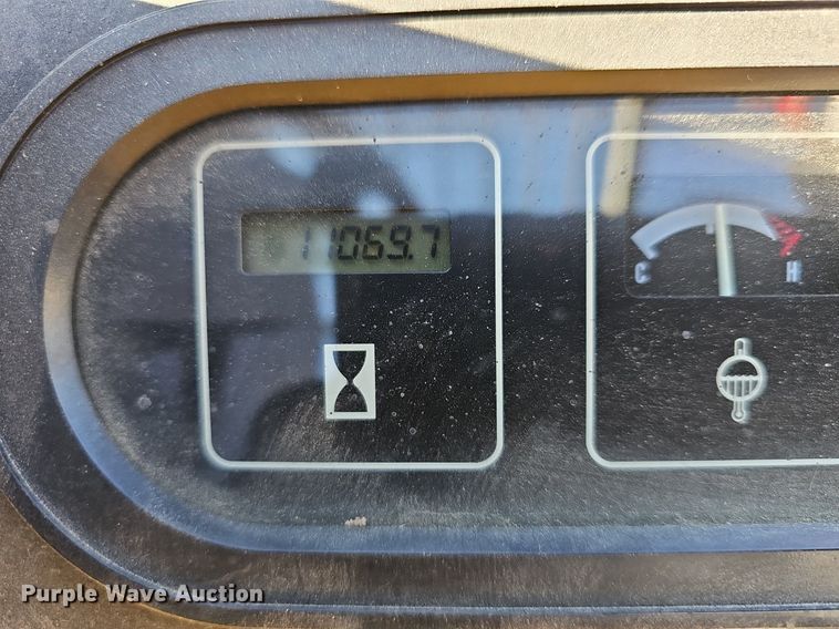 image for item NE9527 Yale GLC040AFNUAE092 forklift