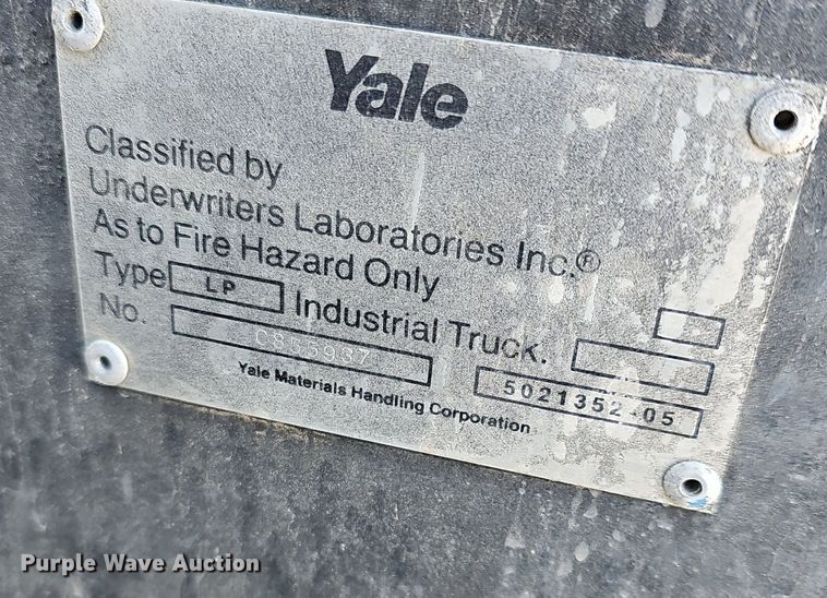 image for item NE9528 Yale GLC040AFNUAE082 forklift
