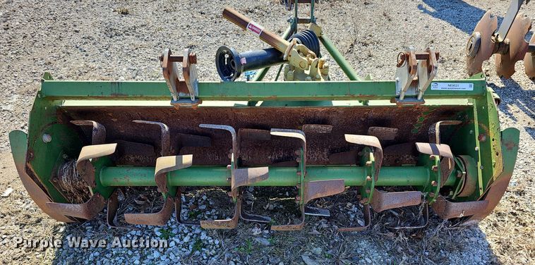 image for item NE9531 John Deere  660 tiller