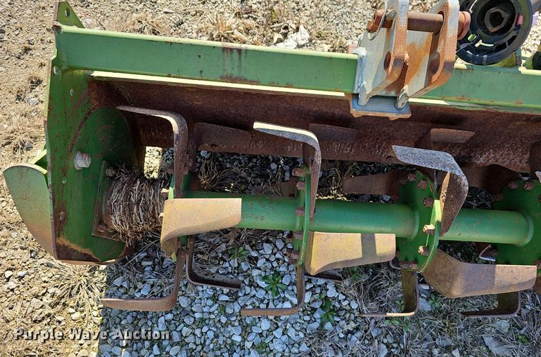 image for item NE9531 John Deere  660 tiller