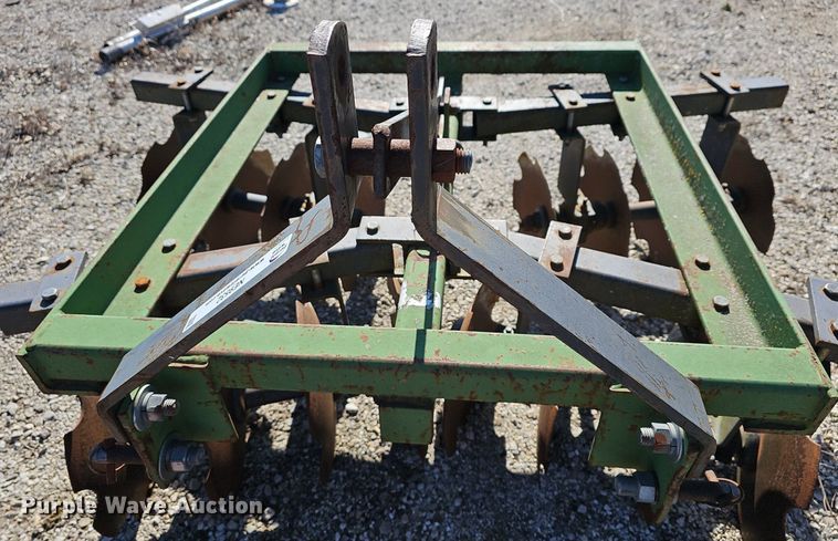 image for item NE9532 Turf equipment 