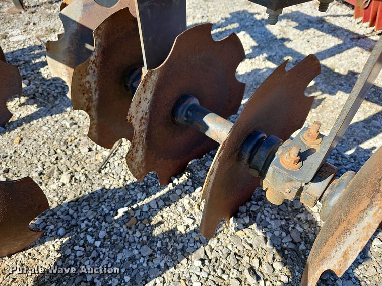 image for item NE9532 Turf equipment 