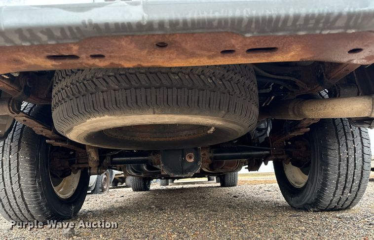 image for item NI9774 2005 Nissan Frontier  King Cab pickup truck